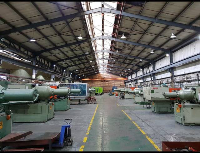 13,000M² WAREHOUSE TO LET IN ROODEKOP
